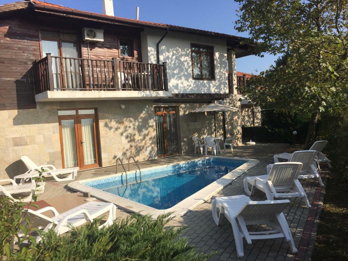 Hilltop Villa Бургас Экстерьер фото